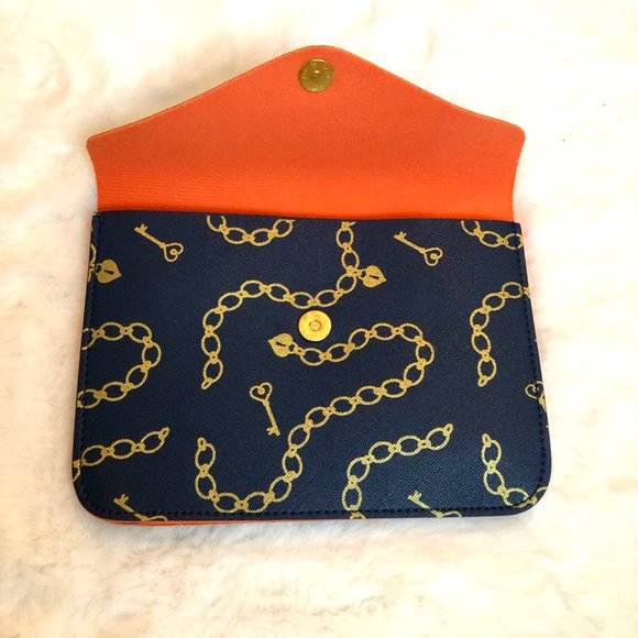 NWT Top It Off Clutch, Wristlet,Shoulder,Crossbody - Picture 5 of 13